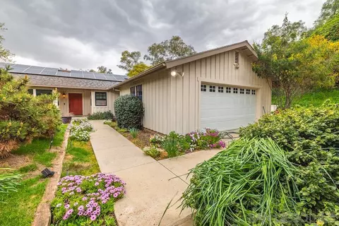 Exterior - 12443 Lemon Crest Dr, Lakeside, CA 92040 photo 2 of 17