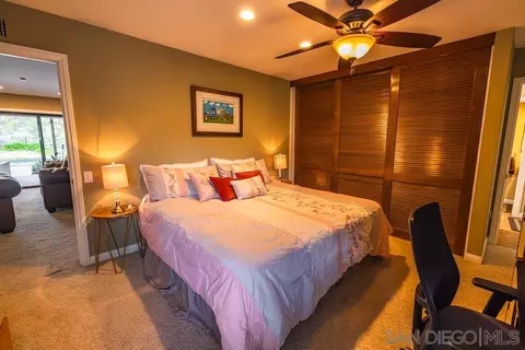 Bedroom - 12443 Lemon Crest Dr, Lakeside, CA 92040 photo 3 of 10
