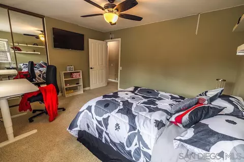 Bedroom - 12443 Lemon Crest Dr, Lakeside, CA 92040 photo 9 of 10