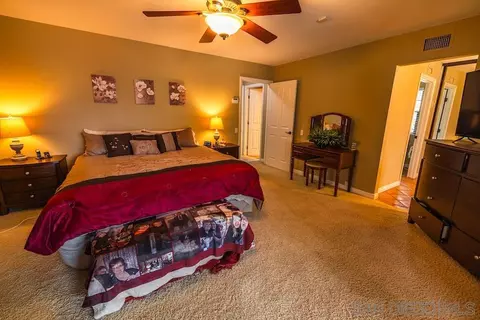 Bedroom - 12443 Lemon Crest Dr, Lakeside, CA 92040 photo 7 of 10