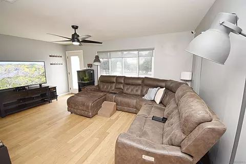 220 Sage Rd, El Cajon, CA 92021 photo 4