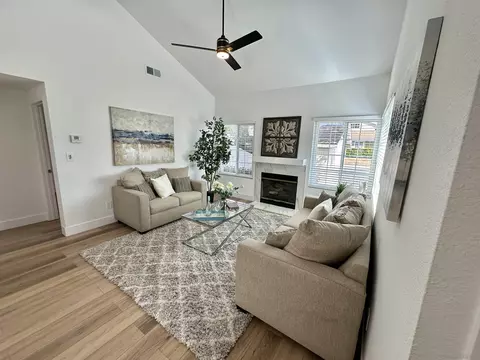Living - 343 Riverview Way, Oceanside, CA 92057 photo 1 of 2