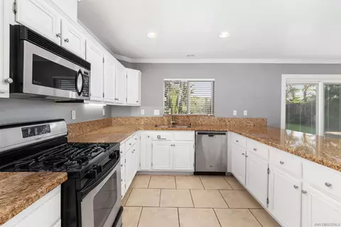 Kitchen - 1010 Longfellow, Oceanside, CA 92057 photo 2 of 3