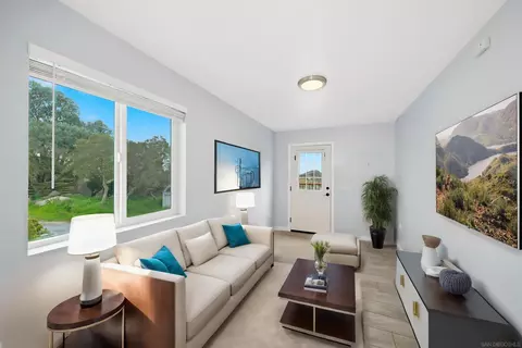 300 Highline Trl, El Cajon, CA 92021