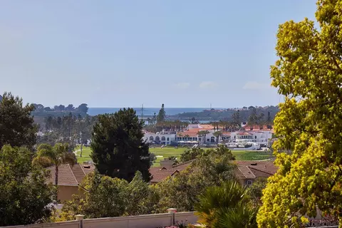 View/Area - 2905 Sondra Ct, Carlsbad, CA 92009 photo 2 of 17