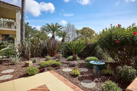 Exterior - 2905 Sondra Ct, Carlsbad, CA 92009 photo 13 of 15