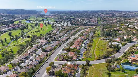 View/Area - 2905 Sondra Ct, Carlsbad, CA 92009 photo 14 of 17