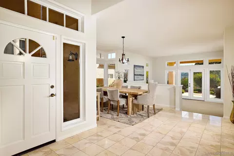 Entry Way - 2905 Sondra Ct, Carlsbad, CA 92009 photo 1 of 1