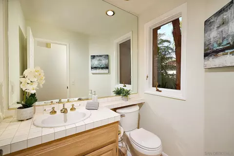 Bath - 2905 Sondra Ct, Carlsbad, CA 92009 photo 1 of 4