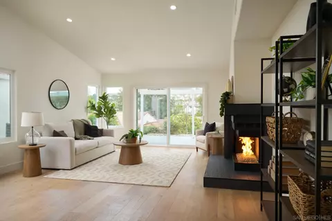 1531 Camino Linda Dr, San Marcos, CA 92078
