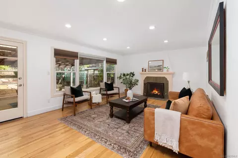 4705 Maple Ave, La Mesa, CA 91942 photo 4