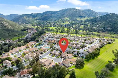 8737 Verna Dr, Escondido, CA 92026 photo 4