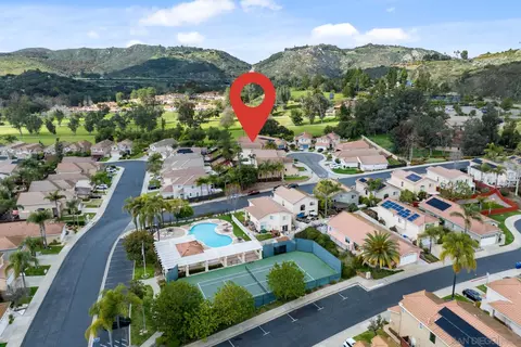 8737 Verna Dr, Escondido, CA 92026 photo 3
