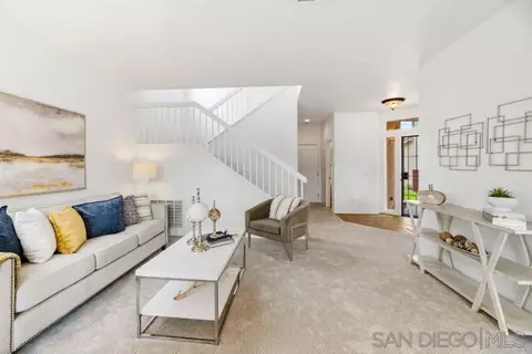 8737 Verna Dr, Escondido, CA 92026 photo 5