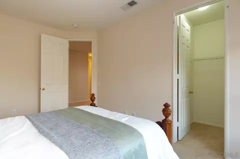 Bedroom - 16579 Weeping Willow Dr, Riverside, CA 92503 photo 5 of 8