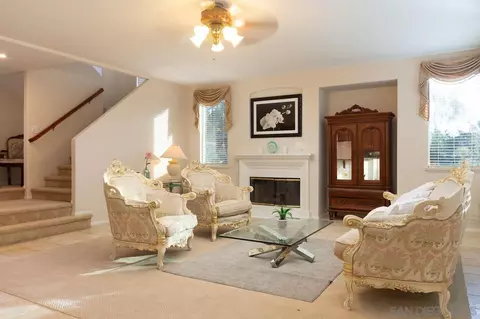 Living - 16579 Weeping Willow Dr, Riverside, CA 92503 photo 4 of 6