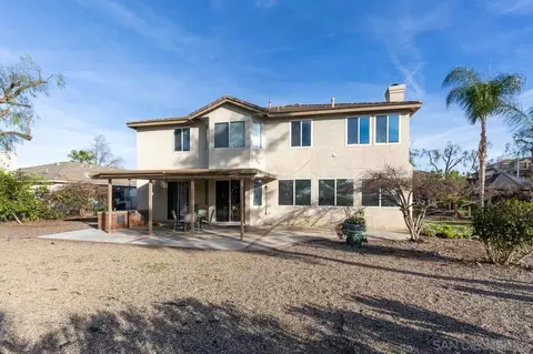 Exterior - 16579 Weeping Willow Dr, Riverside, CA 92503 photo 9 of 11