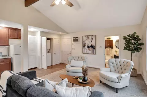 Living - 11519 Alpine Ln, Lakeside, CA 92040 photo 7 of 8