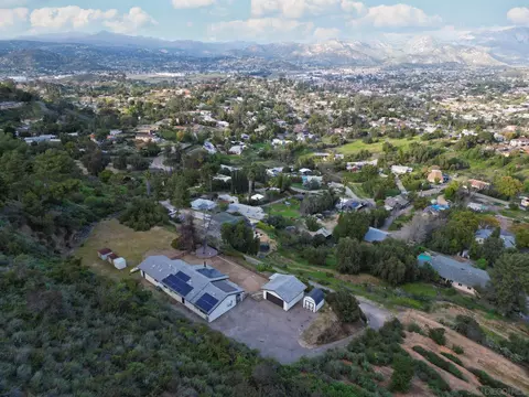 View/Area - 11519 Alpine Ln, Lakeside, CA 92040 photo 3 of 13
