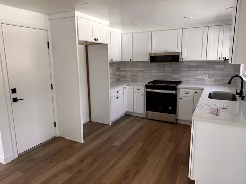 Kitchen - 12733 Mcferon Rd, Poway, CA 92064 photo 2 of 7