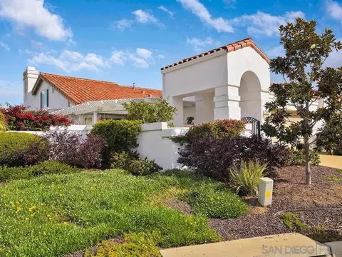 5014 Mycenae Way, Oceanside, CA 92056 photo 2