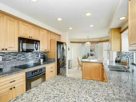 5014 Mycenae Way, Oceanside, CA 92056 photo 30