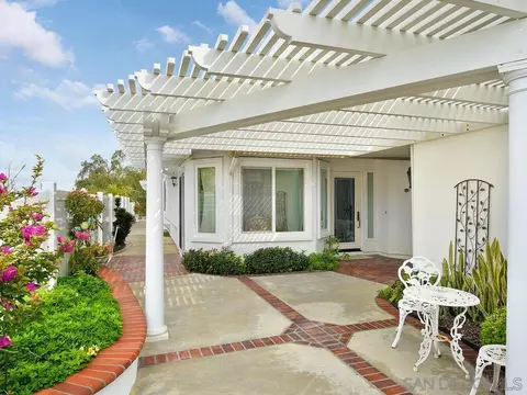 5014 Mycenae Way, Oceanside, CA 92056 photo 3