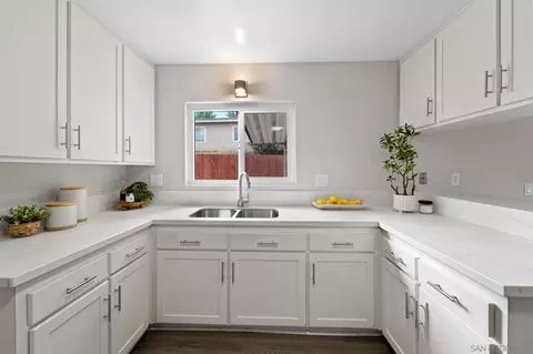 9359 Lamar St, Spring Valley, CA 91977