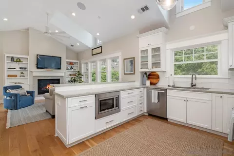 Kitchen - 732 Olive Ave, Coronado, CA 92118 photo 2 of 4