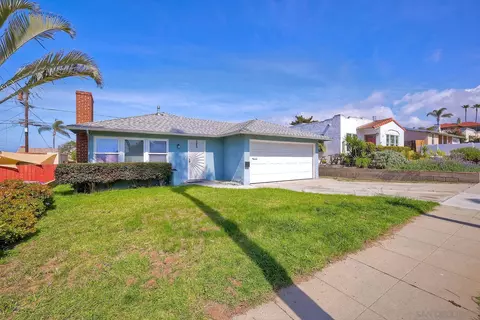 810 West St, Oceanside, CA 92054 photo 2