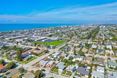 810 West St, Oceanside, CA 92054 photo 23