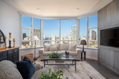 700 W W Hbr #1902, San Diego, CA 92101
