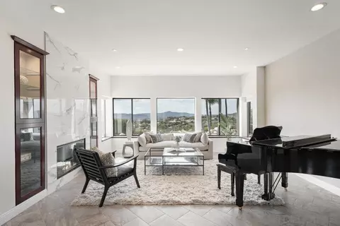 Living - 14564 Cedar Ridge Ct, Poway, CA 92064 photo 3 of 6