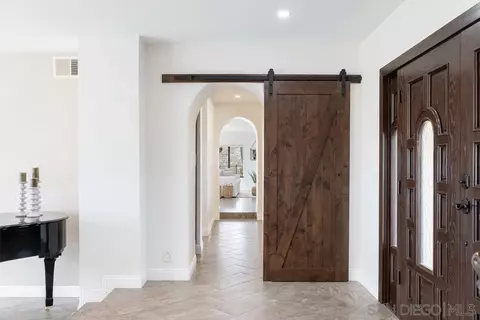Entry Way - 14564 Cedar Ridge Ct, Poway, CA 92064 photo 2 of 2