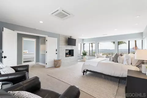 Bedroom - 14564 Cedar Ridge Ct, Poway, CA 92064 photo 5 of 5