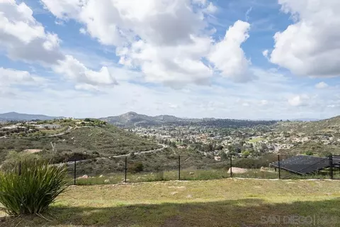 View/Area - 14564 Cedar Ridge Ct, Poway, CA 92064 photo 2 of 4