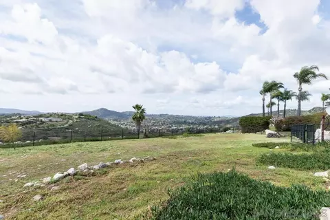 View/Area - 14564 Cedar Ridge Ct, Poway, CA 92064 photo 3 of 4
