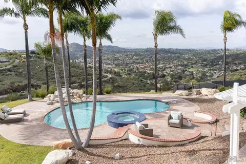 Exterior - 14564 Cedar Ridge Ct, Poway, CA 92064 photo 4 of 11