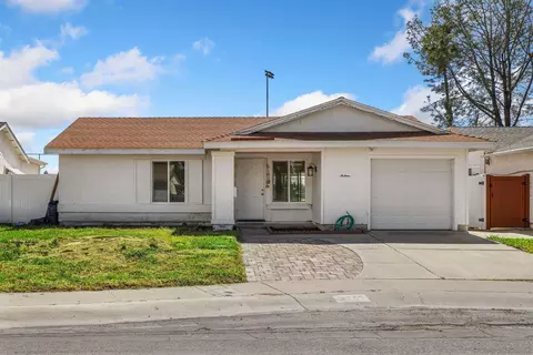 7549 Winterwood Ln, San Diego, CA 92126