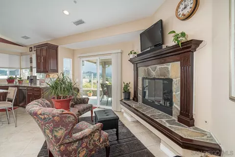 Living - 10085 Shenandoah Dr, Santee, CA 92071 photo 4 of 4