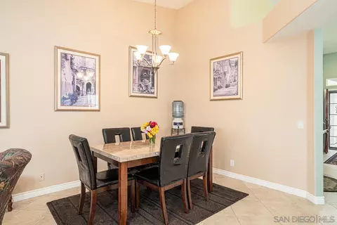 Dining - 10085 Shenandoah Dr, Santee, CA 92071 photo 5 of 6