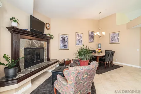 Living - 10085 Shenandoah Dr, Santee, CA 92071 photo 2 of 4
