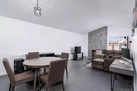 Dining - 10390 Bart Way, Santee, CA 92071 photo 3 of 3