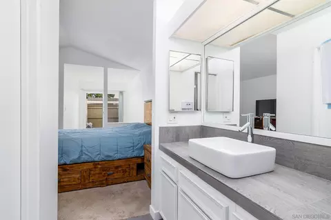 Bath - 10390 Bart Way, Santee, CA 92071 photo 2 of 4