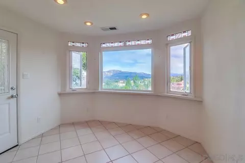 720 Sky Mountain Ln, Alpine, CA 91901 photo 6