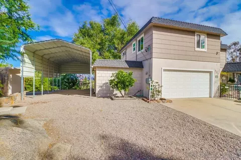 720 Sky Mountain Ln, Alpine, CA 91901 photo 2