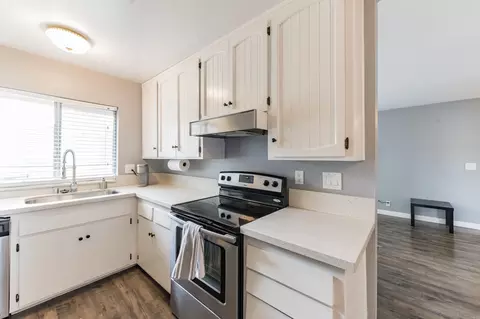 Kitchen - 4540 Maple Ave #249, La Mesa, CA 91941 photo 3 of 3