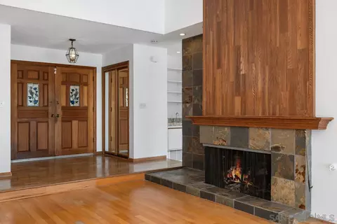 Entry Way - 14186 Recuerdo Dr, Del Mar, CA 92014 photo 2 of 3