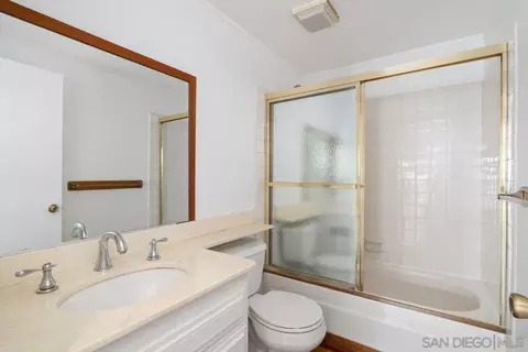 Bath - 14186 Recuerdo Dr, Del Mar, CA 92014 photo 3 of 3
