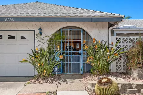 Exterior - 14186 Recuerdo Dr, Del Mar, CA 92014 photo 4 of 10